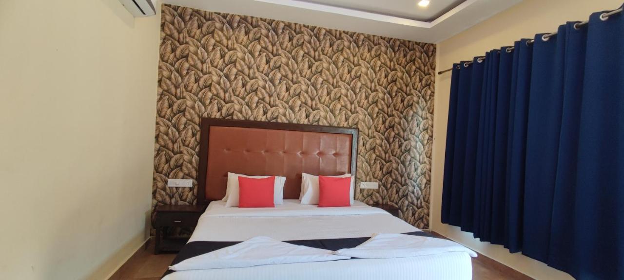 Royal Tulip Beach Cottages อารัมบล ภายนอก รูปภาพ